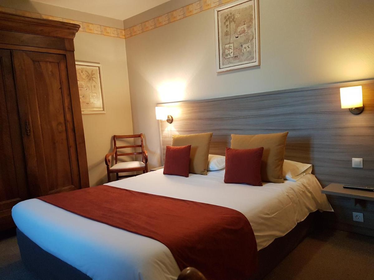 Hotel Henri IV Coutras Kültér fotó